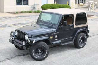 2001 Jeep Wrangler photo 2