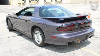 1994 Pontiac Firebird photo 3