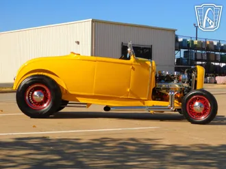 1932 Ford Roadster photo 4