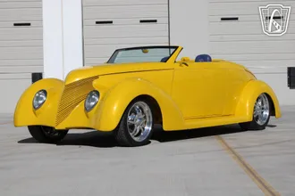 1939 Ford Convertible photo 2