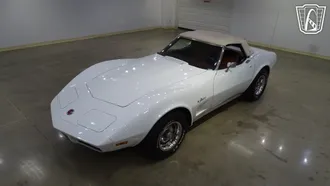 1974 Chevrolet Corvette photo 2