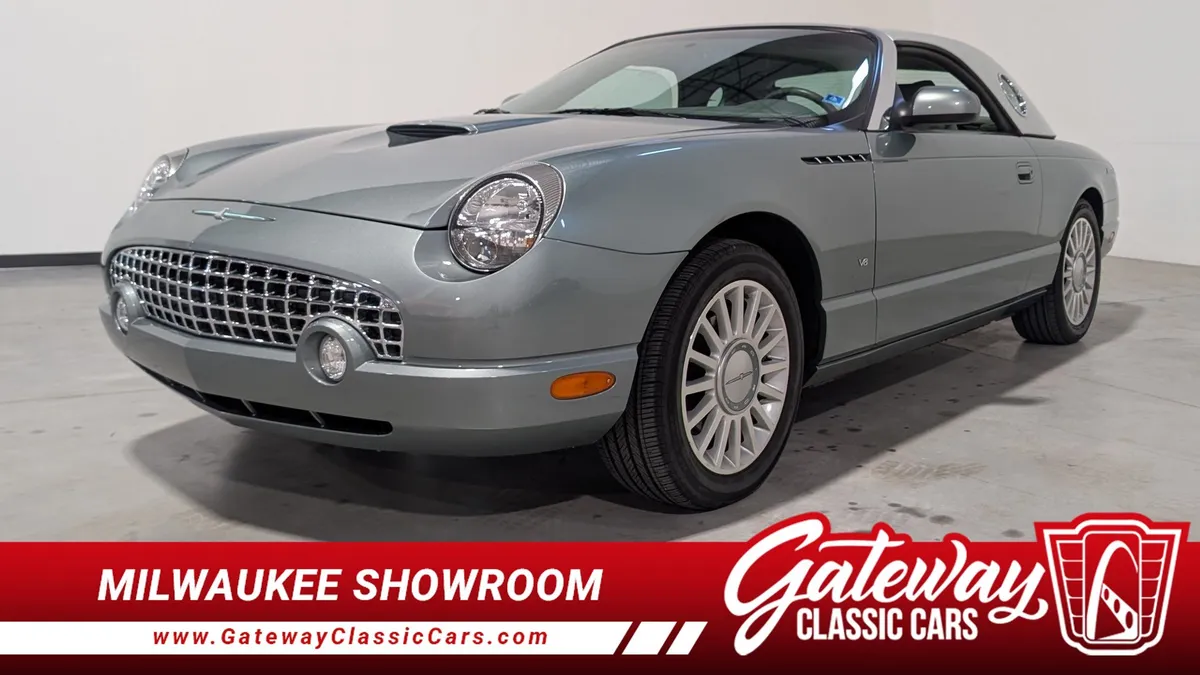 2004 Ford Thunderbird