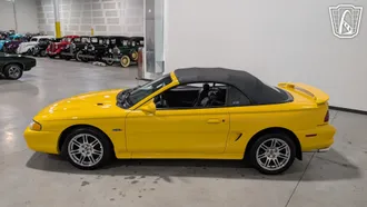 1998 Ford Mustang GT photo 5