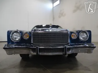 1977 Chrysler Cordoba photo 3