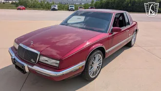 1990 Buick Riviera photo 2