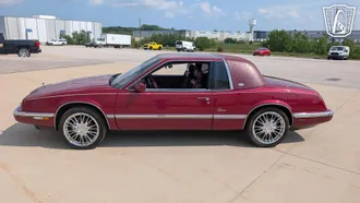 1990 Buick Riviera photo 5