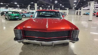 1965 Buick Riviera photo 3