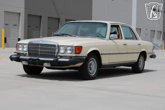 1980 Mercedes-Benz 450SEL photo 2