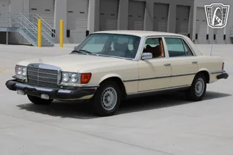 1980 Mercedes-Benz 450SEL photo 3