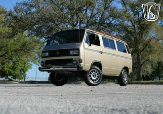 1987 Volkswagen Vanagon photo 2