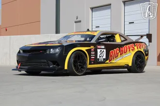 2015 Chevrolet Camaro photo 4