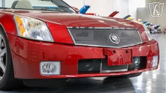 2008 Cadillac XLR photo 7