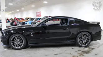 2012 Ford Mustang photo 3