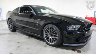 2012 Ford Mustang photo 7