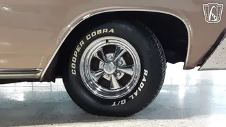 1963 Pontiac Grand Prix photo 4