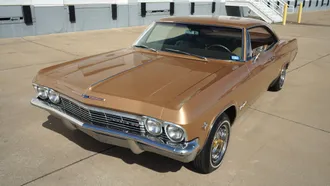1965 Chevrolet Impala SS photo 2