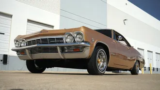 1965 Chevrolet Impala SS photo 4