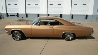 1965 Chevrolet Impala SS photo 5