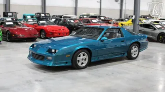 1991 Chevrolet Camaro photo 2