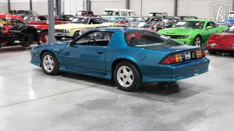 1991 Chevrolet Camaro photo 3