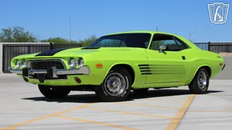 1973 Dodge Challenger photo 2