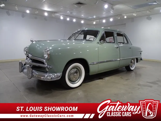 1949 Ford Custom