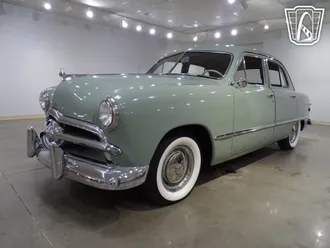 1949 Ford Custom photo 3