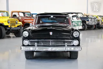 1955 Ford Fairlane photo 4