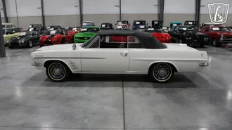1963 Pontiac Tempest photo 3