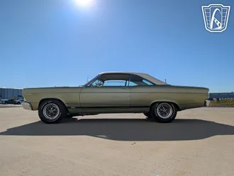 1967 Ford Fairlane photo 6