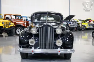 1938 Packard Super Eight photo 4