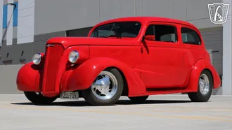 1937 Chevrolet Master Deluxe photo 2