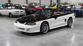 1995 Ford Mustang photo 2