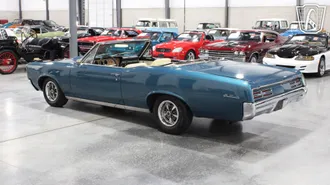 1967 Pontiac Tempest photo 3