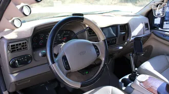 2000 Ford Excursion photo 4