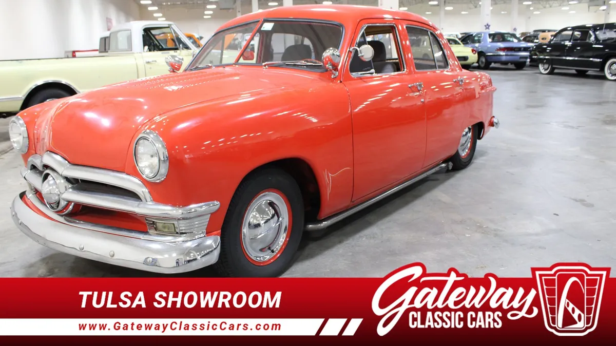 1950 Ford Deluxe Sedan