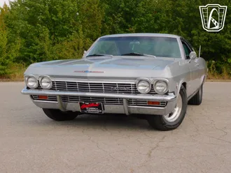 1965 Chevrolet Impala photo 5