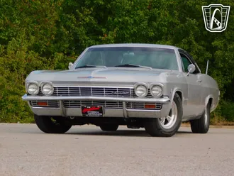 1965 Chevrolet Impala photo 6