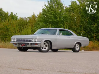 1965 Chevrolet Impala photo 7