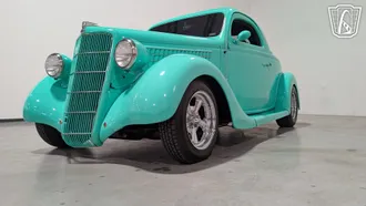 1935 Ford 3 Window Coupe photo 4
