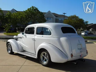 1938 Chevrolet Master Deluxe photo 6