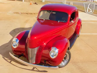 1940 Ford Deluxe - Super Deluxe photo 3