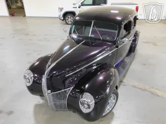 1940 Ford Deluxe Sedan photo 3