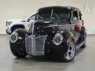1940 Ford Deluxe Sedan photo 4
