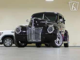 1940 Ford Deluxe Sedan photo 5