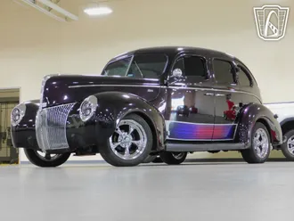 1940 Ford Deluxe Sedan photo 6