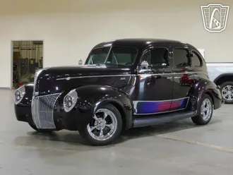 1940 Ford Deluxe Sedan photo 7