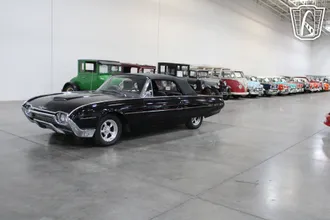 1962 Ford Thunderbird photo 4