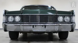 1968 Lincoln Continental photo 3