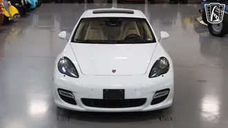 2013 Porsche Panamera photo 3